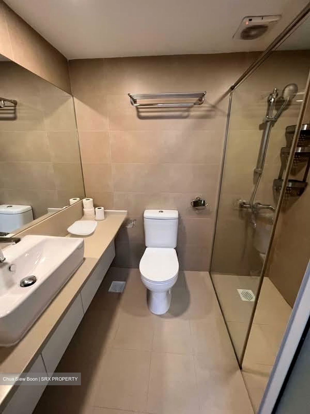 International Plaza (D2), Apartment #564060741